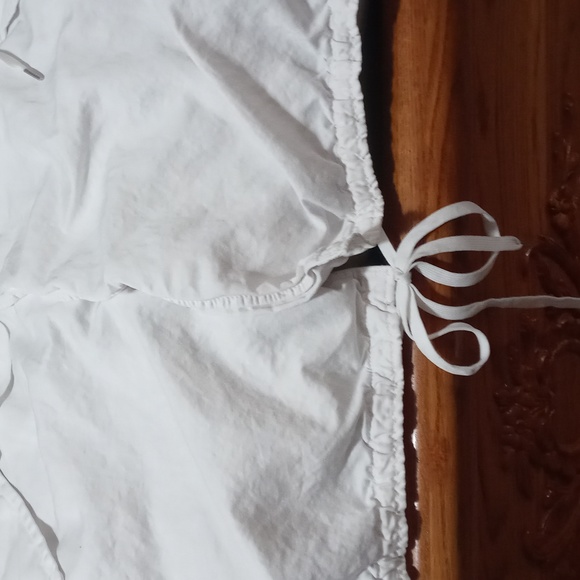 Bnwot!! Diesel rain jacket in white sz med. Med weight zip up and buttons w ties - Picture 6 of 12